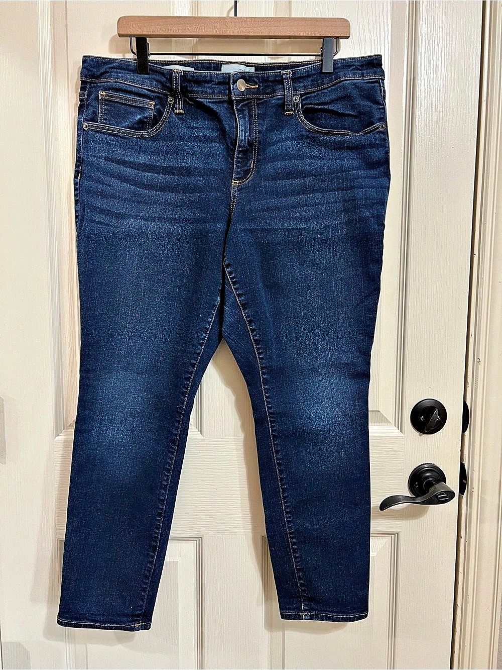 Universal Thread Mid Rise Skinny Denim Jeans